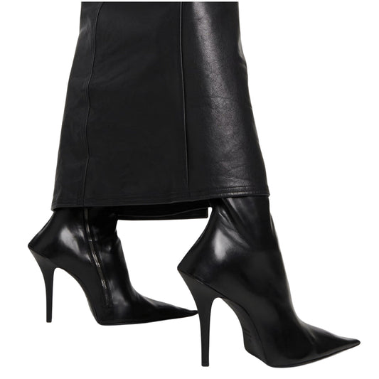 Bottines à talons aiguilles, bout pointu et fermeture éclair latérale