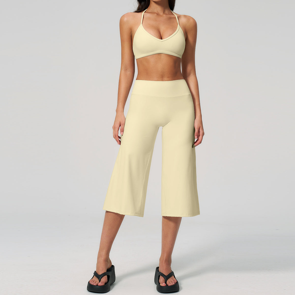 Ensemble de yoga pour femme : soutien-gorge anti-choc, short taille haute, tenue de sport deux pièces