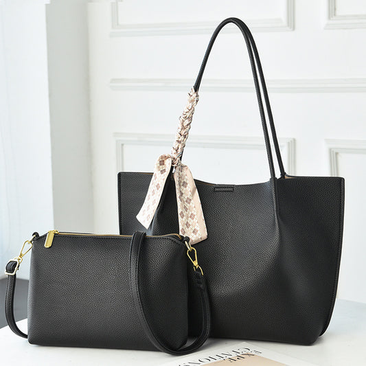 Sac bandoulière à pompons et perles tendance