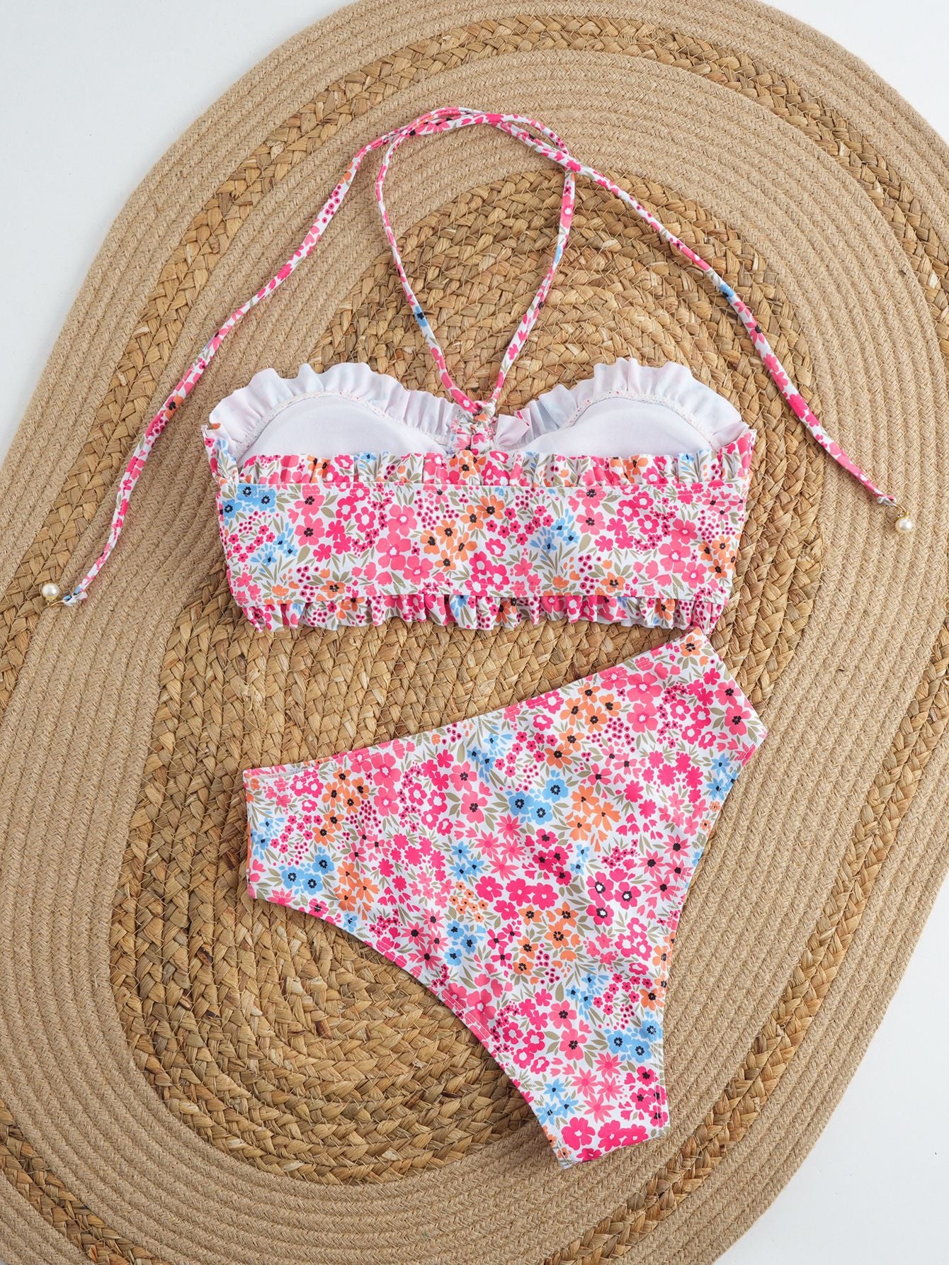 Maillot de bain à bretelles et imprimé floral