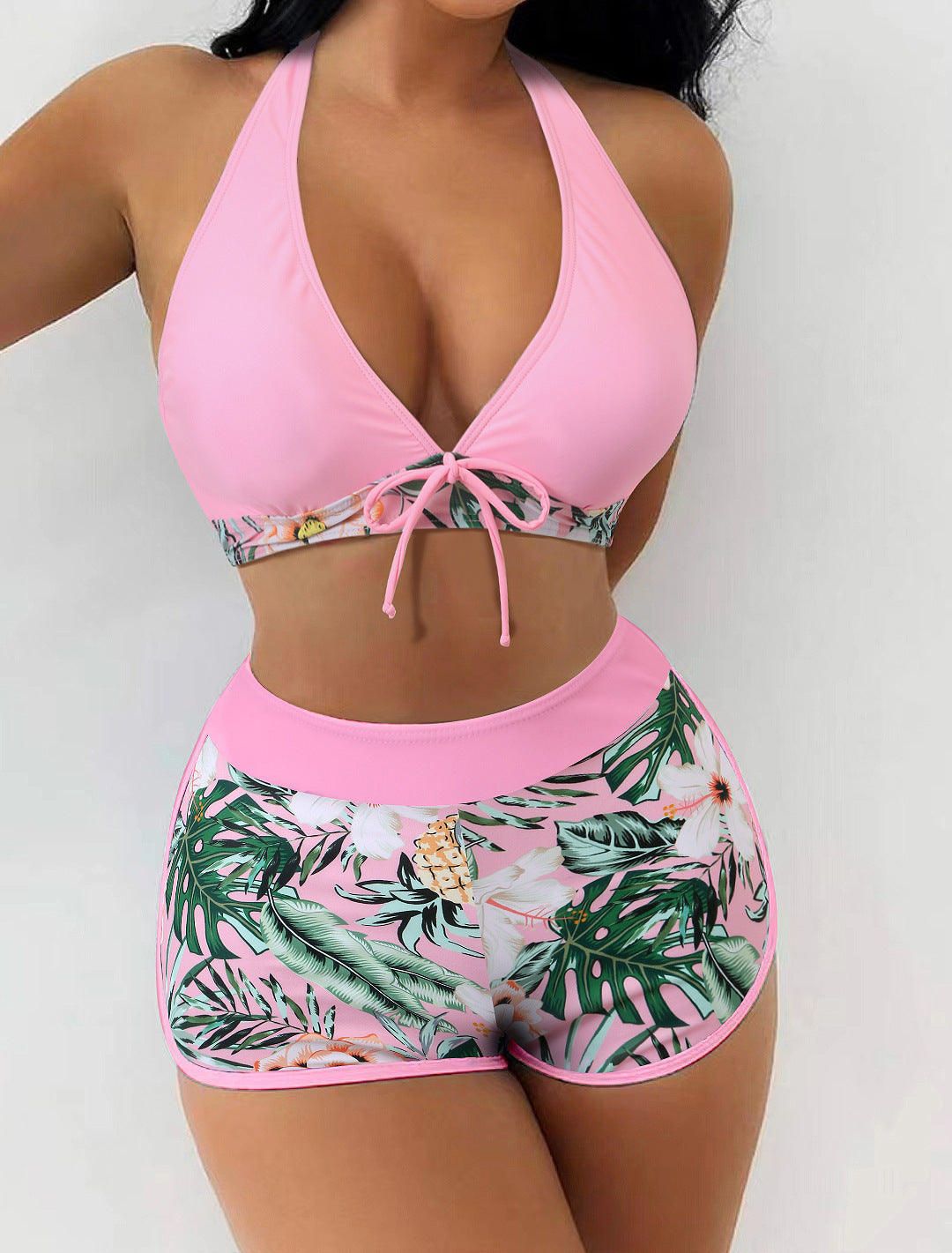 Maillot de bain femme à taille haute et dos nu
