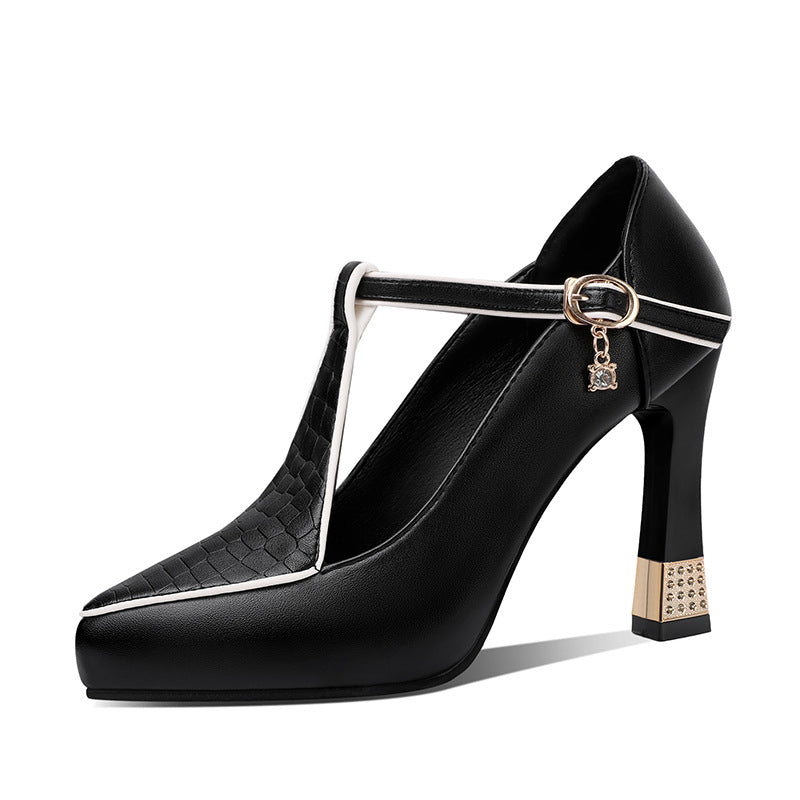 Chaussures à talons hauts pour femmes avec bout pointu et bride à boucle