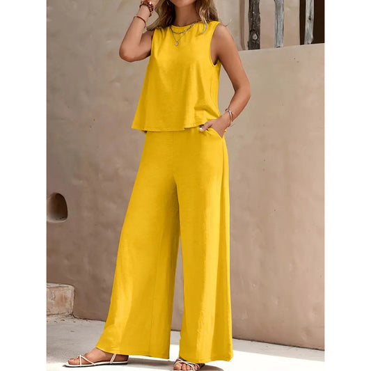 Ensemble pour femmes composé d'un gilet et d'un pantalon