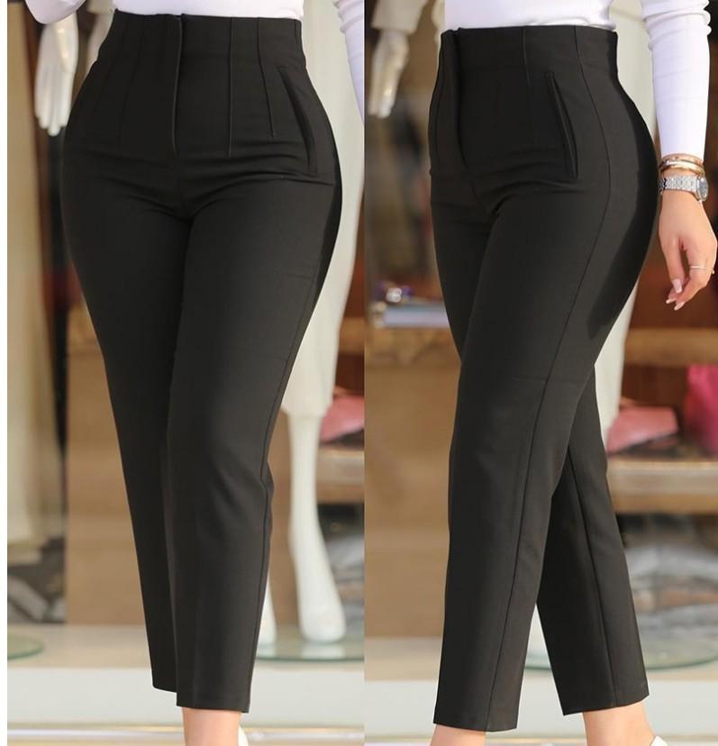 Habit :Pantalon court décontracté pour femme