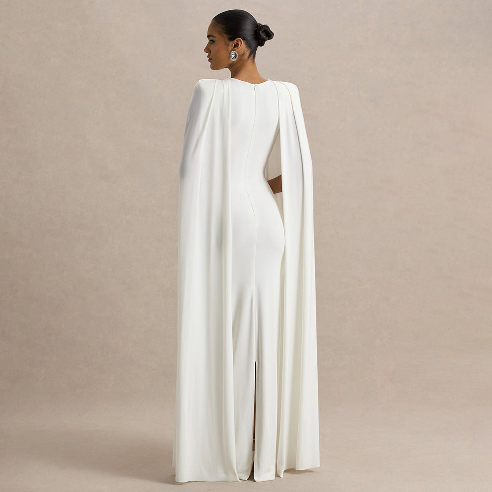Robe longue plissée à col rond