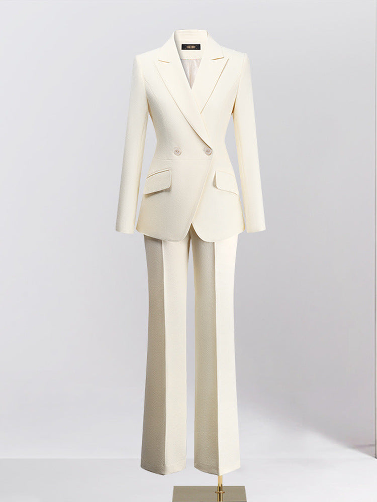 Costume professionnel pour femmes
