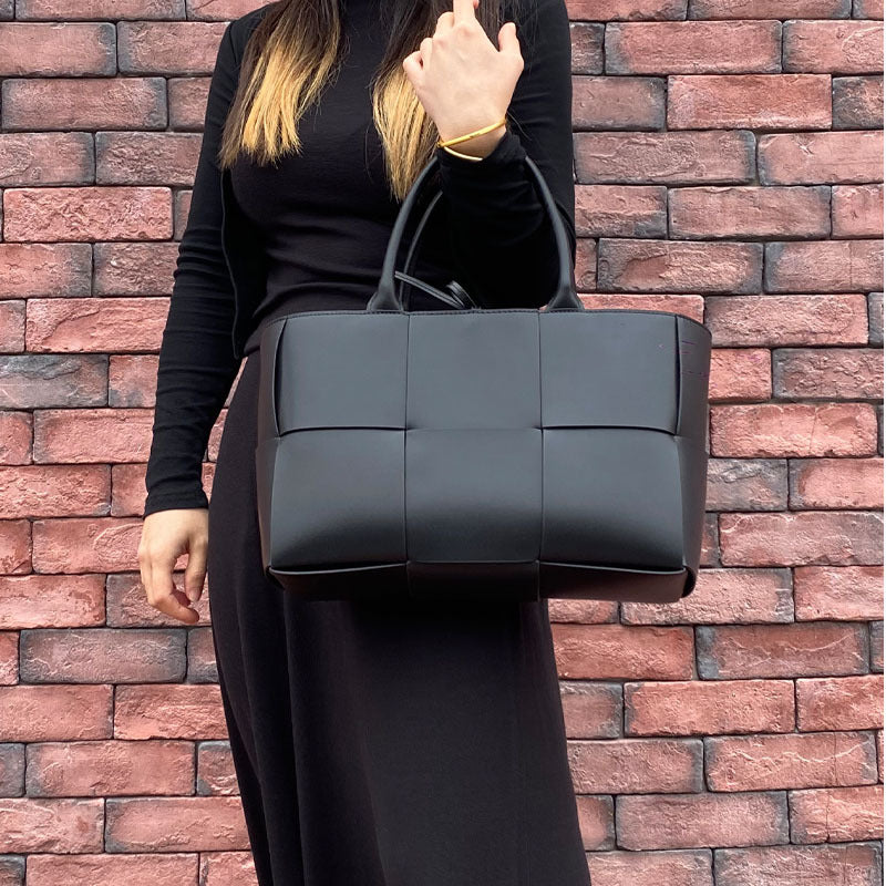 Sac fourre-tout tissé en cuir véritable