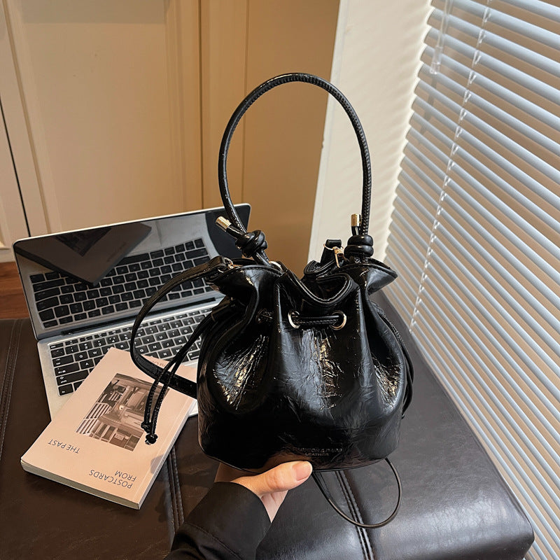 Sac bandoulière seau pour femme