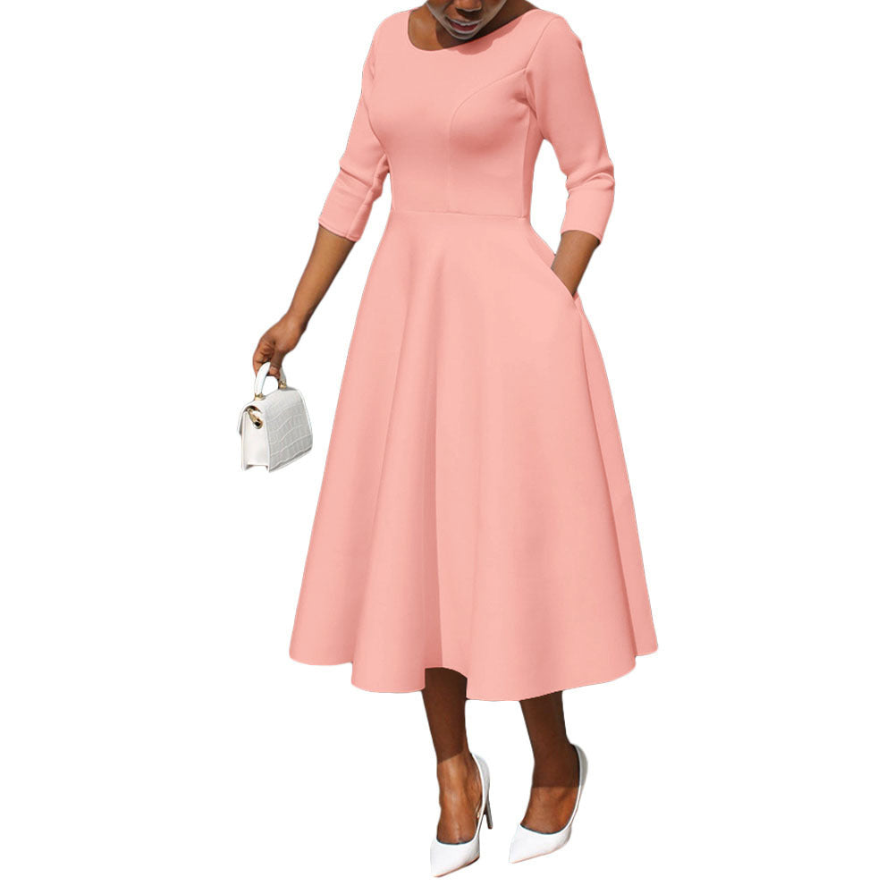 Robe longue pour femmes avec encolure en U et poche à rabat