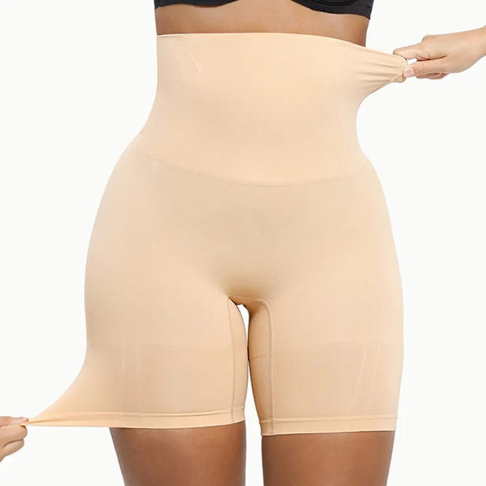 Short gainant taille haute effet push-up pour femme