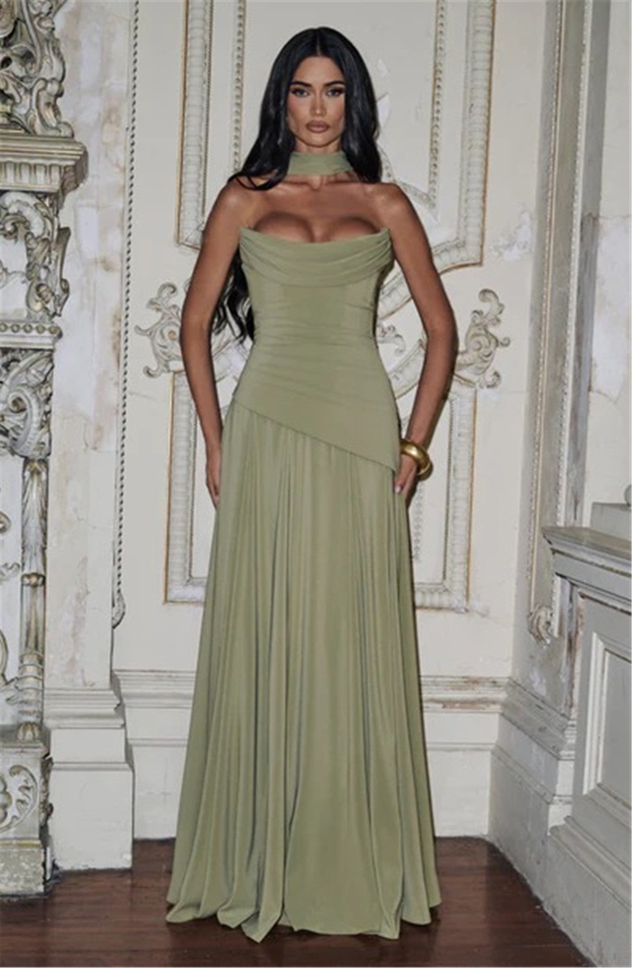 Robe de soirée élégante sans manches en tube