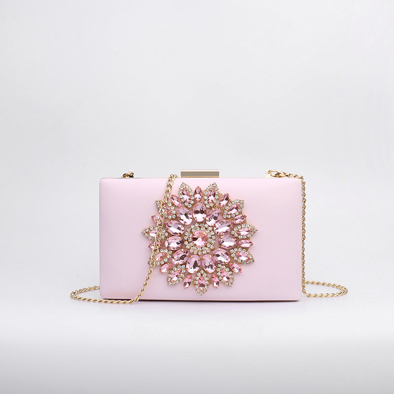 Pochette de soirée incrustée de diamants, best-seller transfrontalier 2026, élégante et tendance, à porter à l'épaule ou en bandoulière avec chaîne.