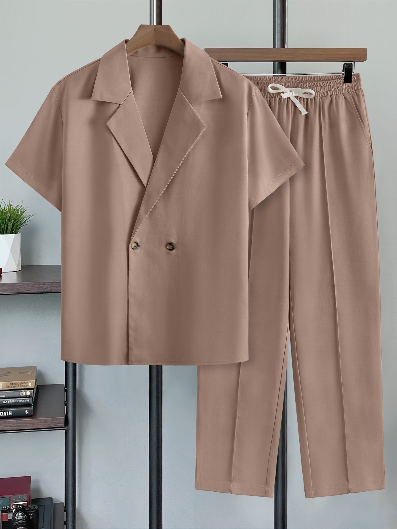 Ensemble décontracté deux-pièces avec blazer et pantalon