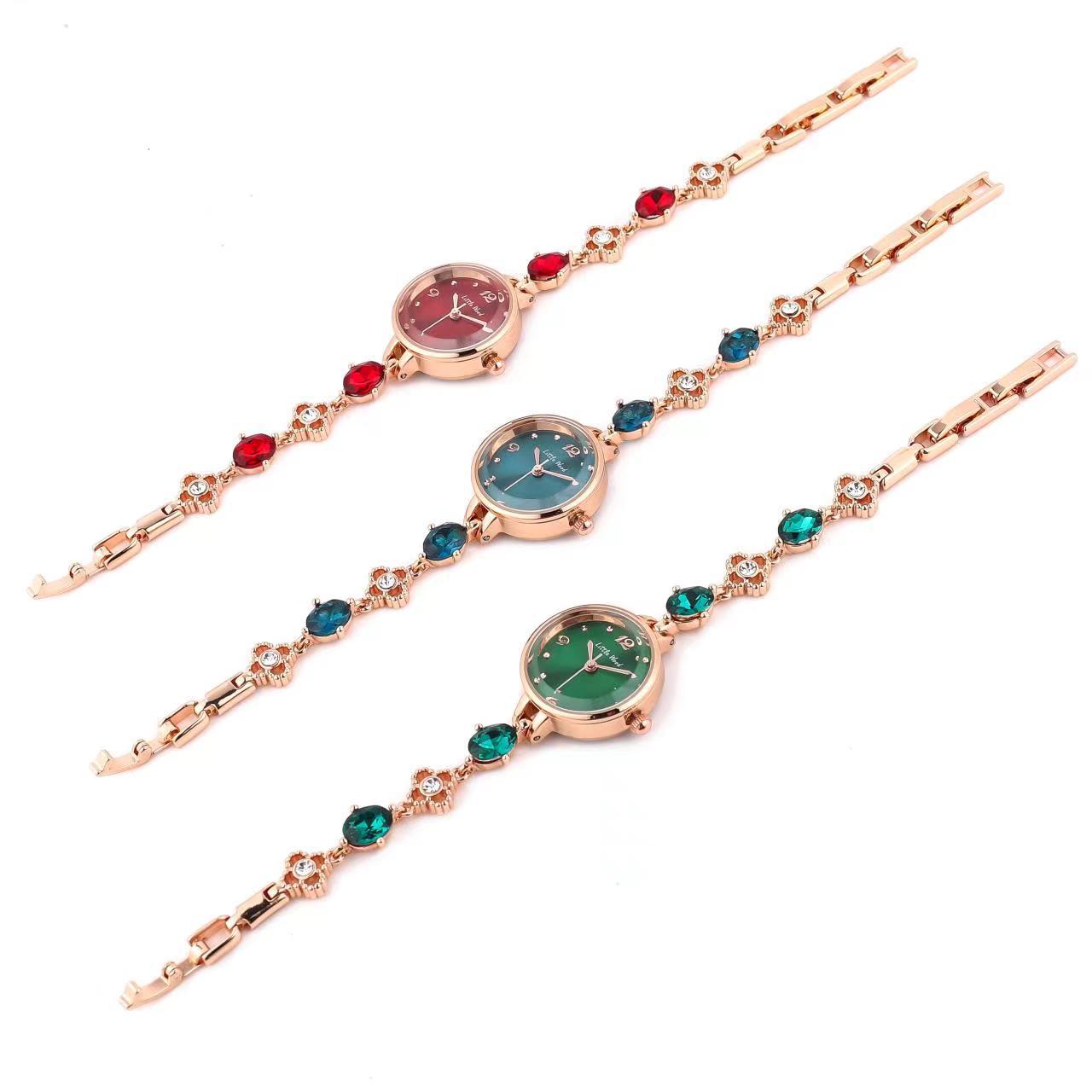 Montre bracelet en jade pour femme