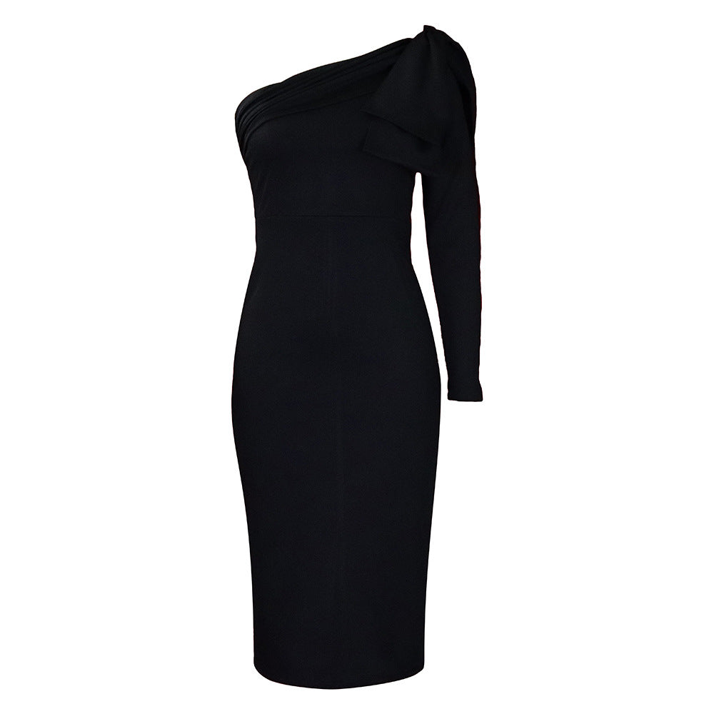 Robe moulante épaules dénudées pour femme