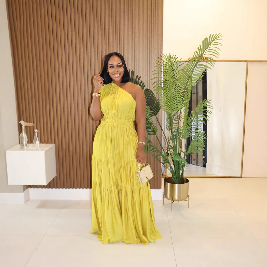 Robe maxi en lin à épaules inclinées