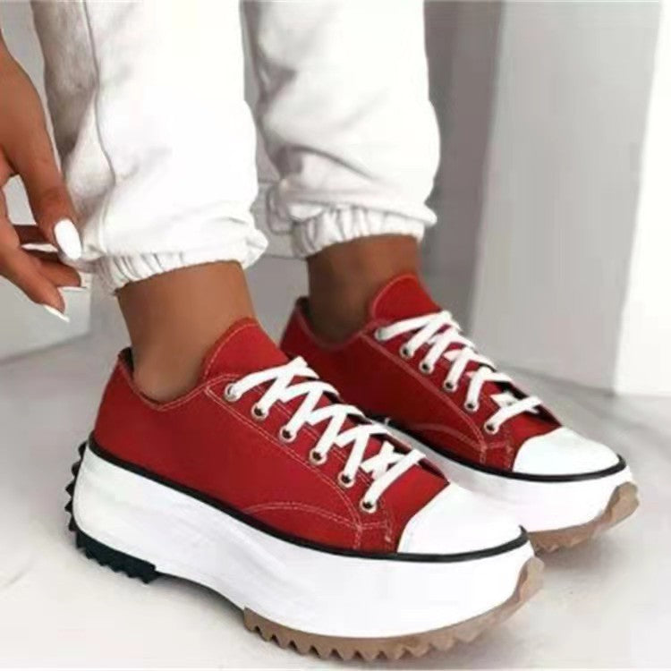 Chaussures en toile basses à semelle épaisse