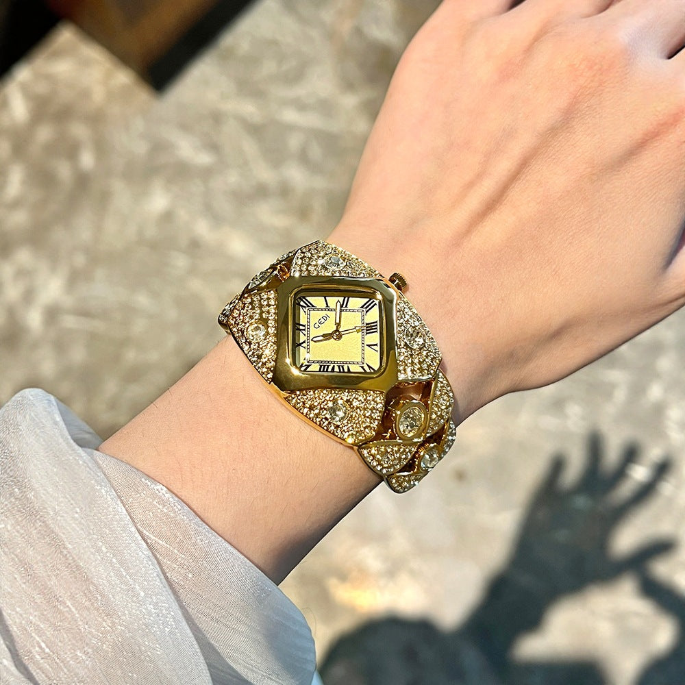 Montre femme bracelet rétro en diamant de luxe