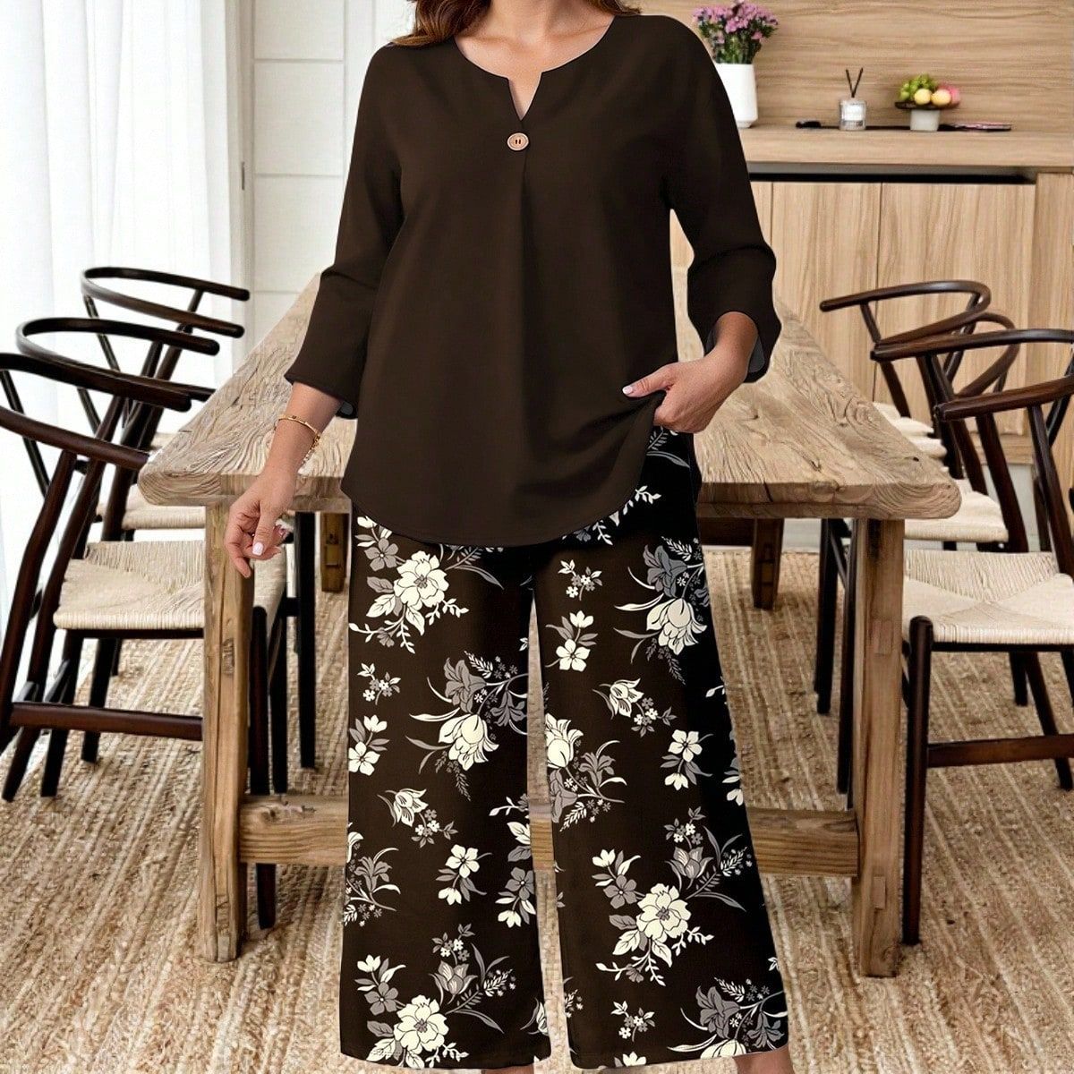 Ensemble chemise et pantalon à imprimé floral